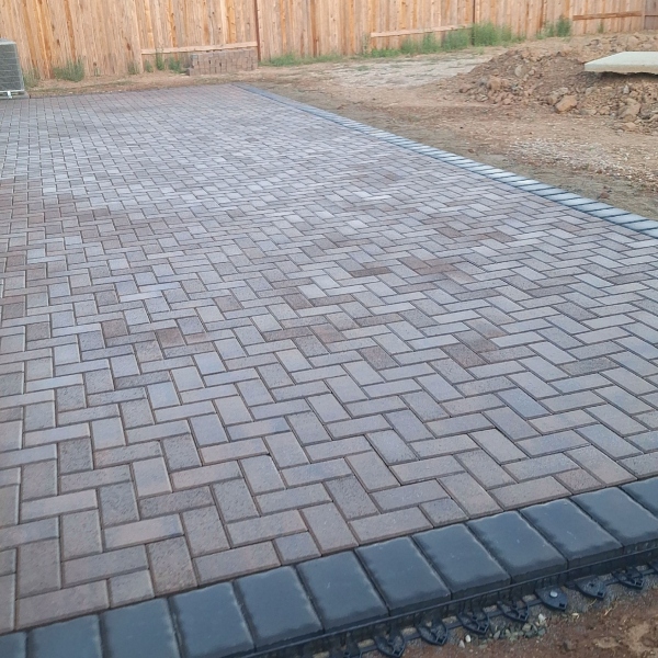 Concrete patio with decorative stamping